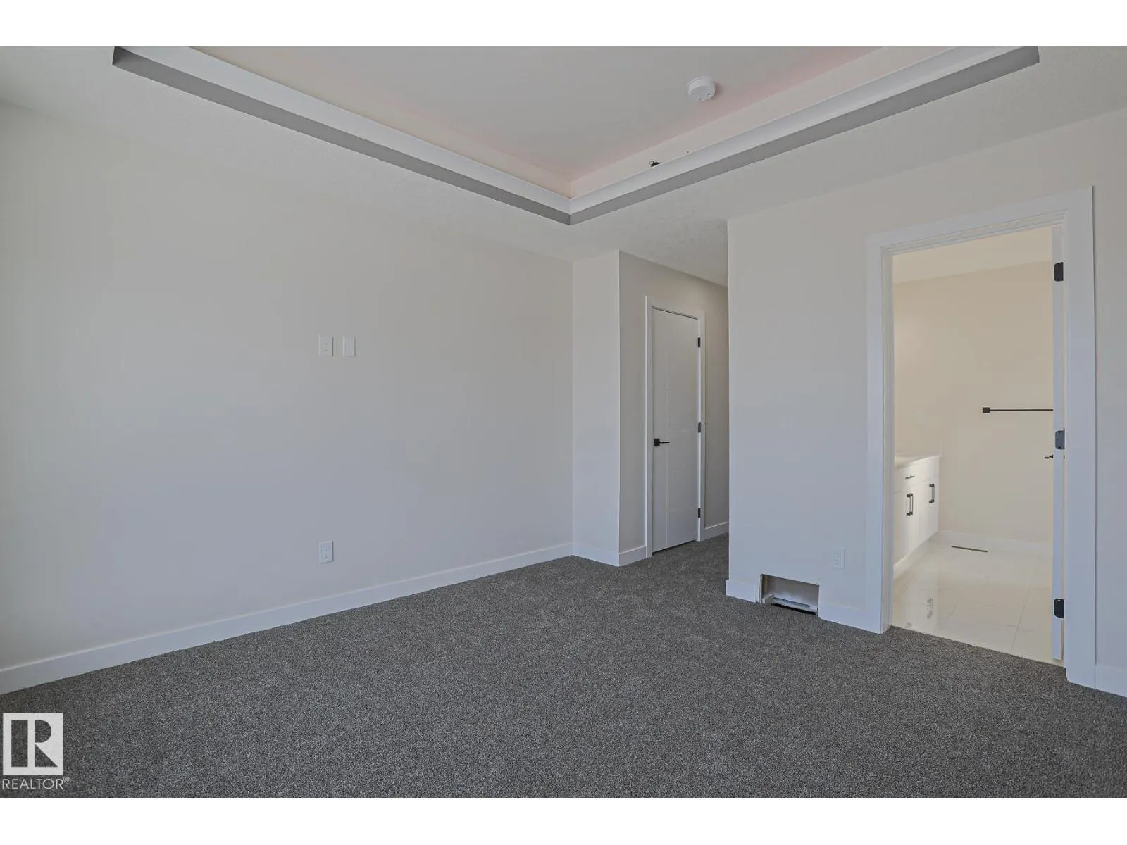 43 Southbridge DR