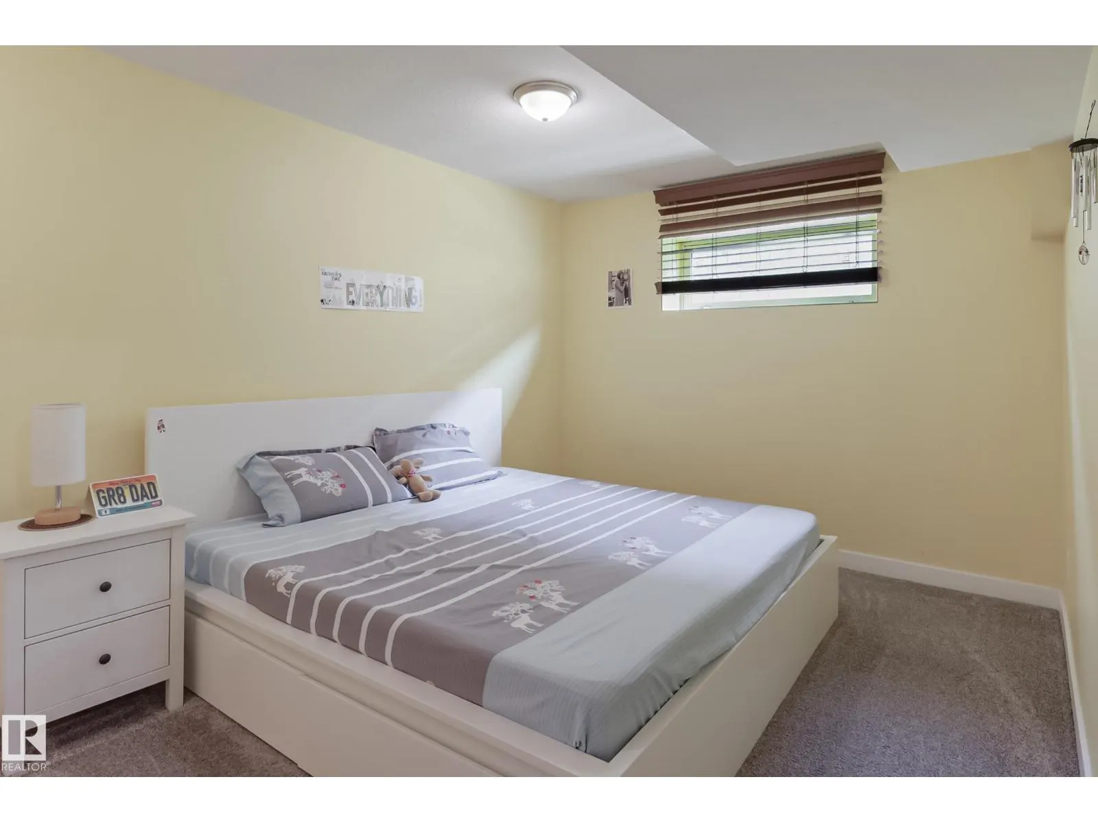 1404 29 ST NW