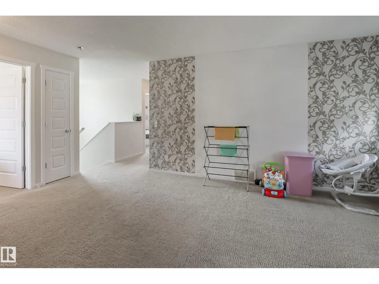 1404 29 ST NW