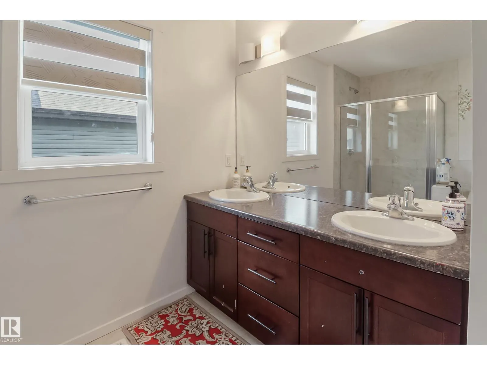 1404 29 ST NW