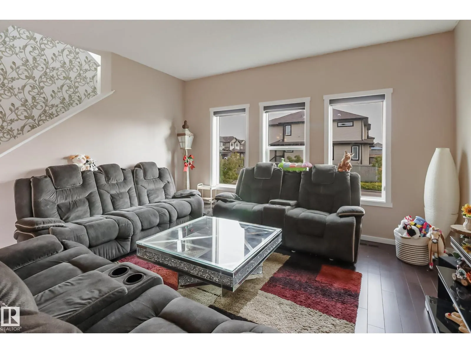 1404 29 ST NW
