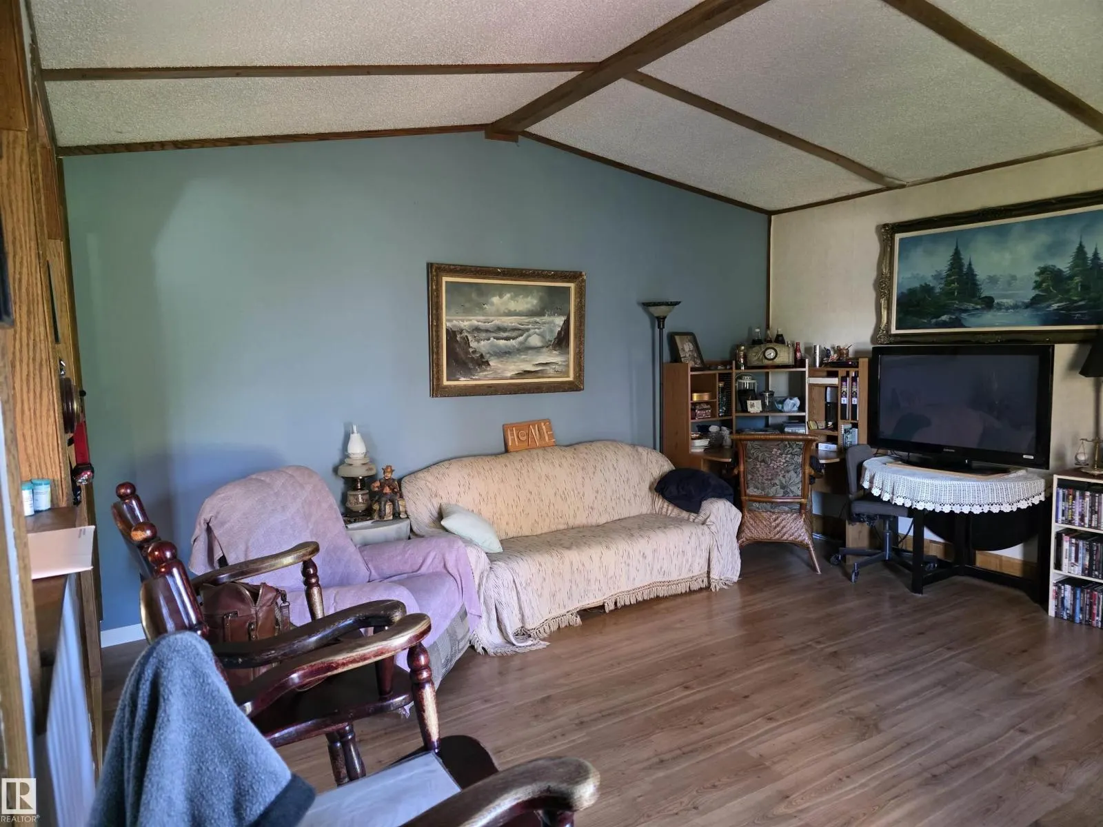 27 62045 Twp Rd 462