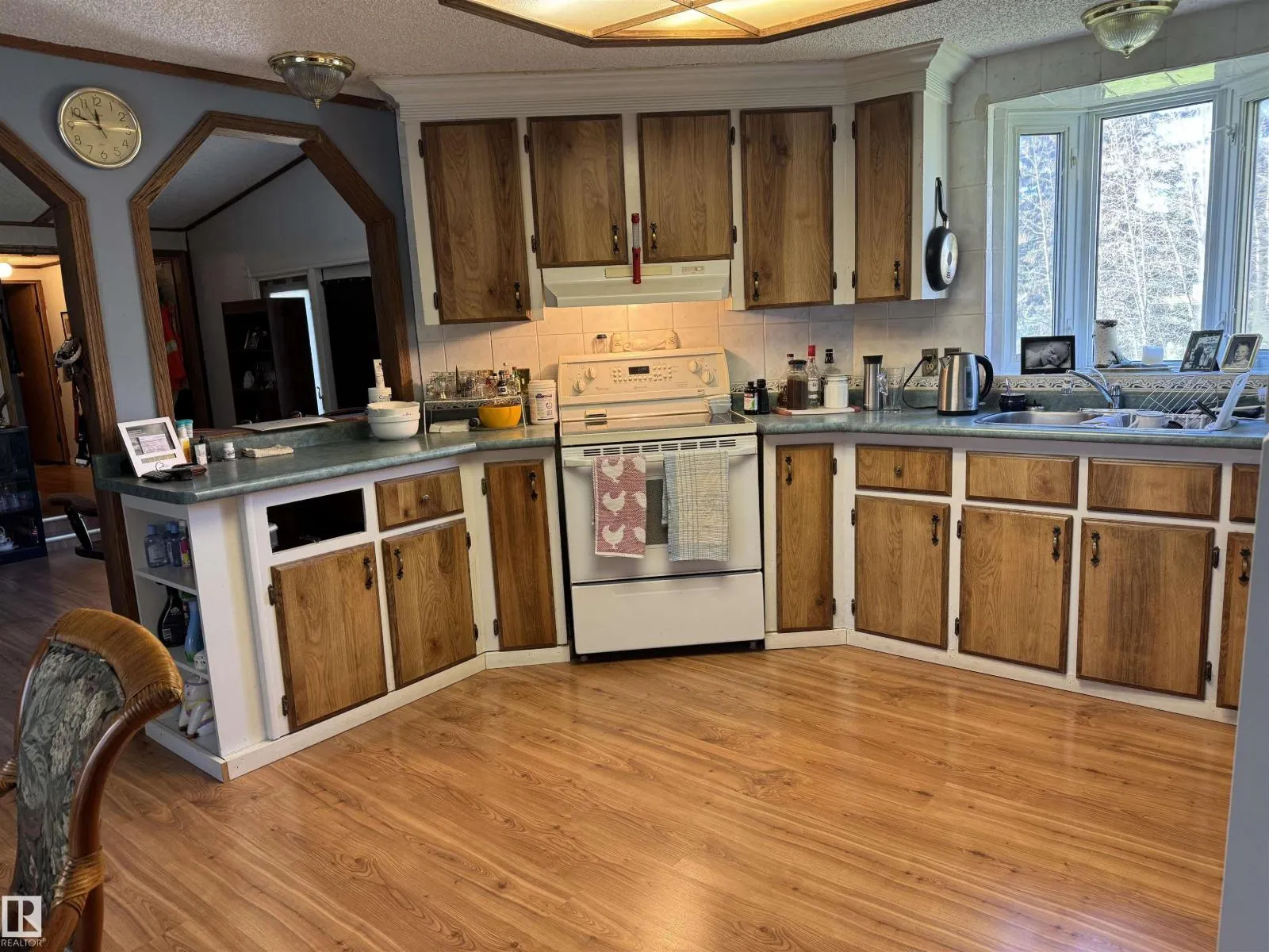 27 62045 Twp Rd 462