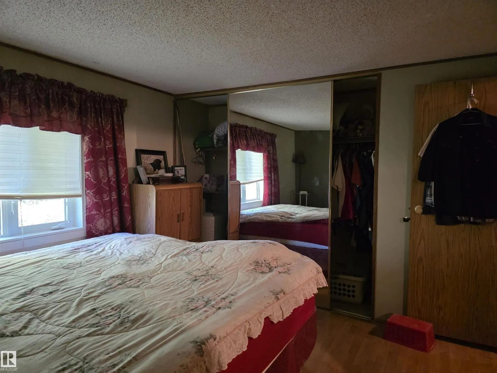 27 62045 Twp Rd 462