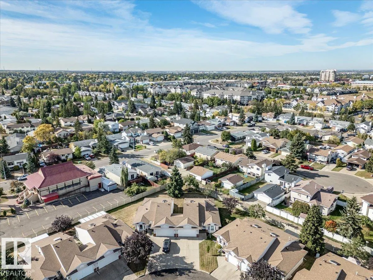 4829 32 AV NW