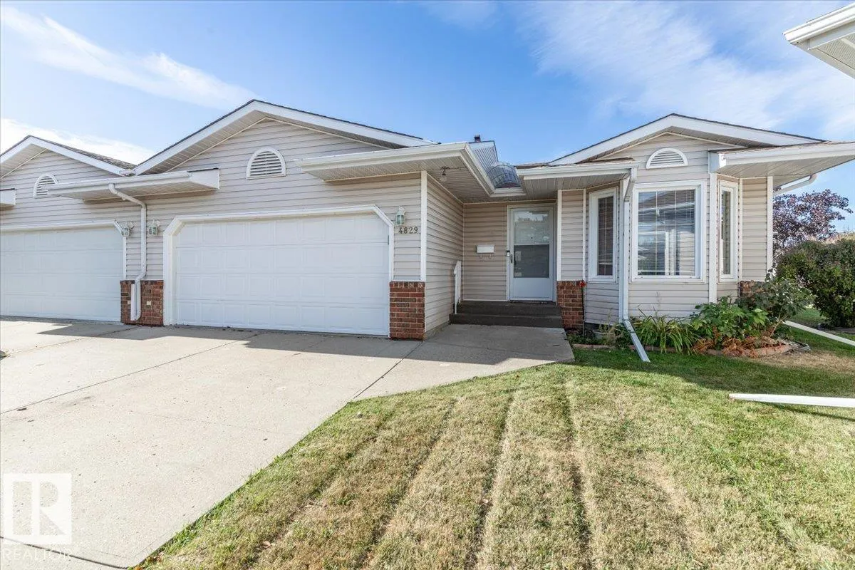 4829 32 AV NW