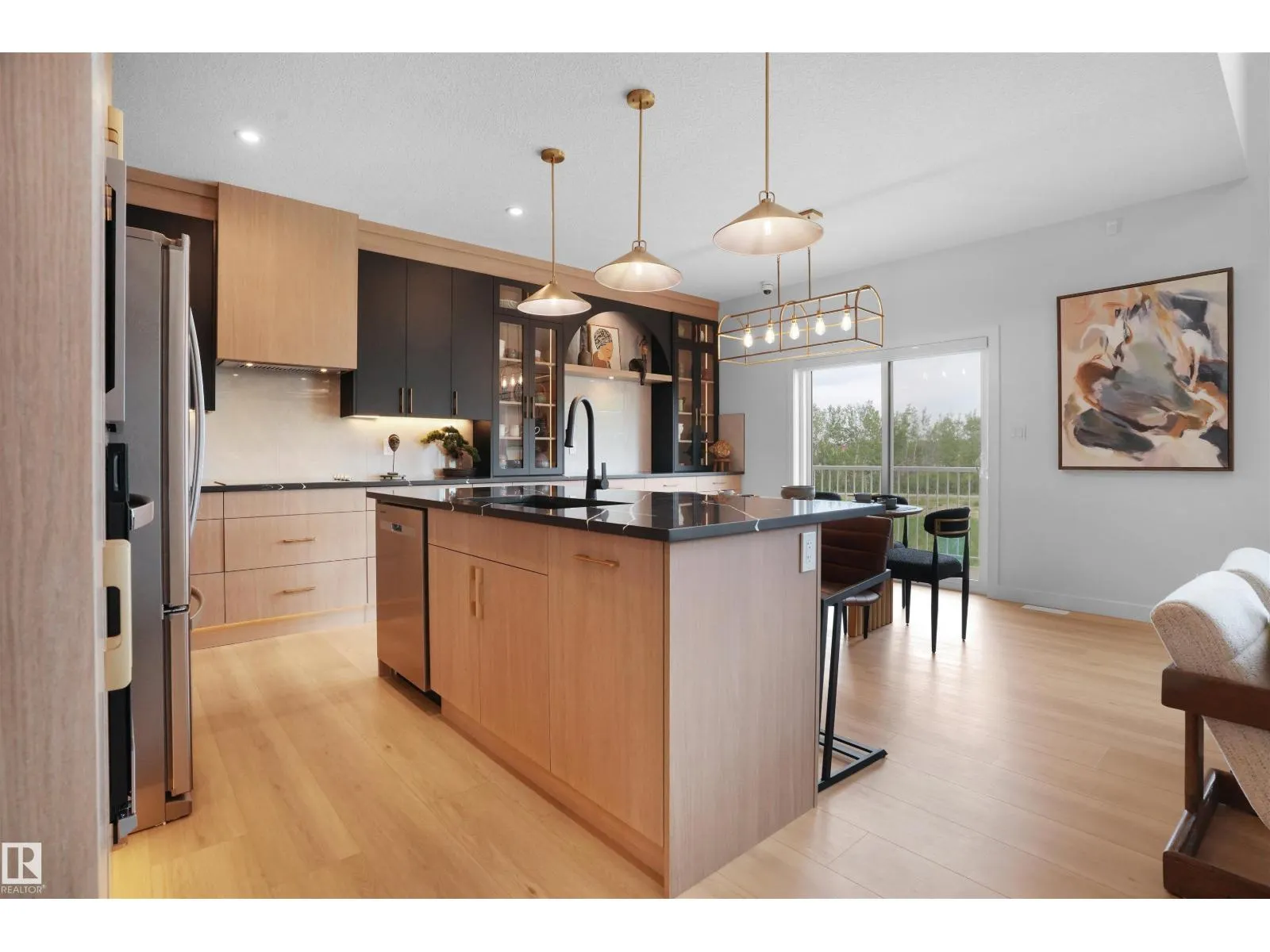 226 EDGEMONT GREEN GR NW
