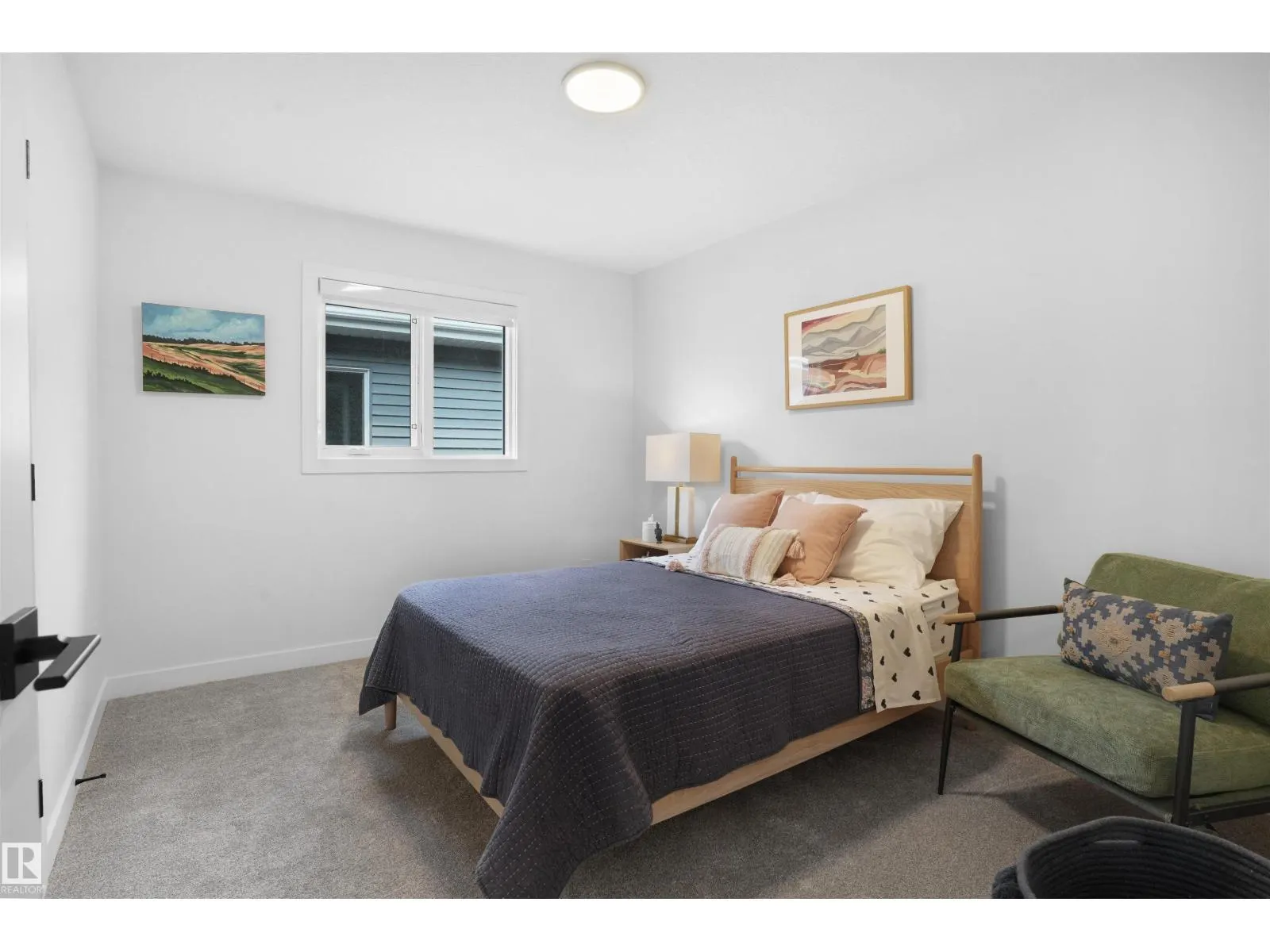 226 EDGEMONT GREEN GR NW