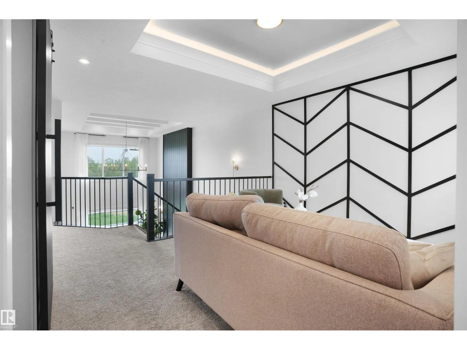 226 EDGEMONT GREEN GR NW