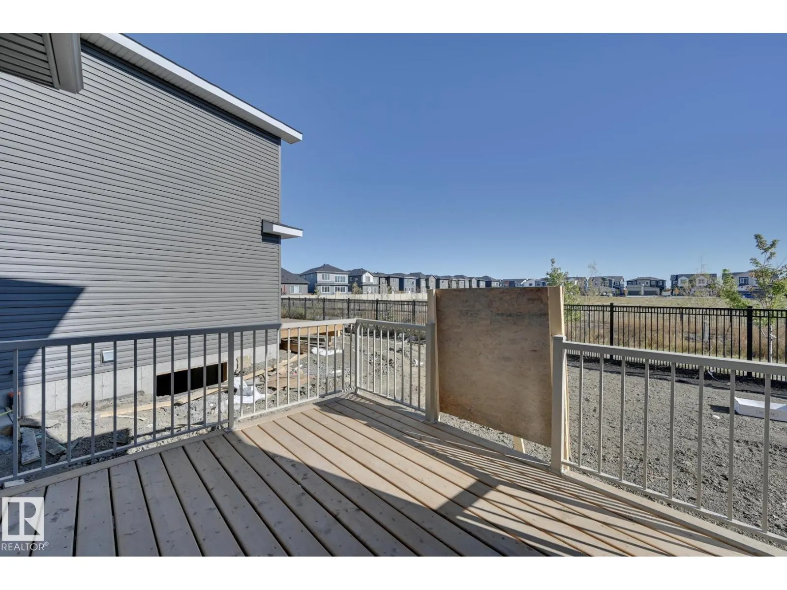 88 ELDRIDGE PT