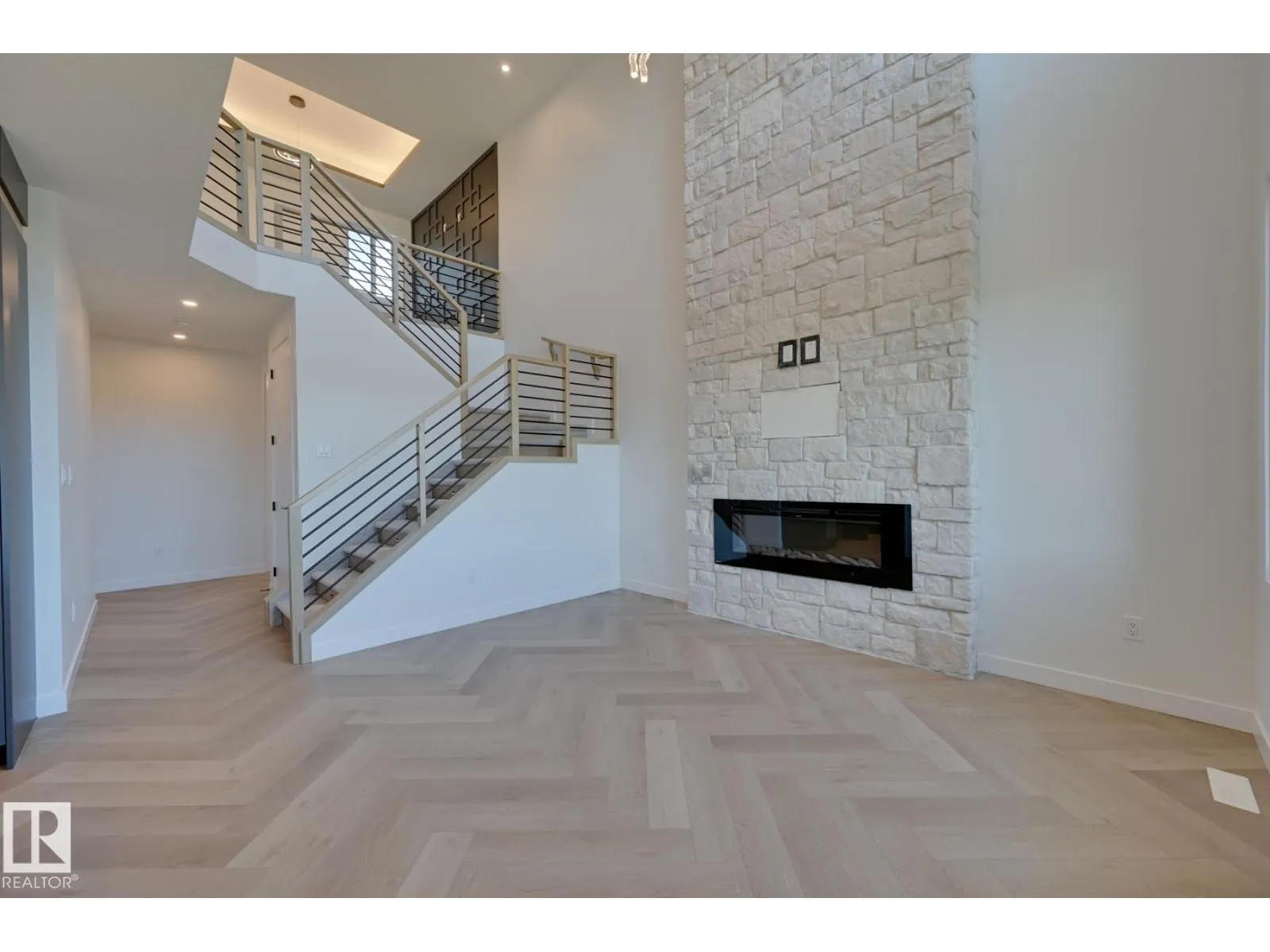 88 ELDRIDGE PT