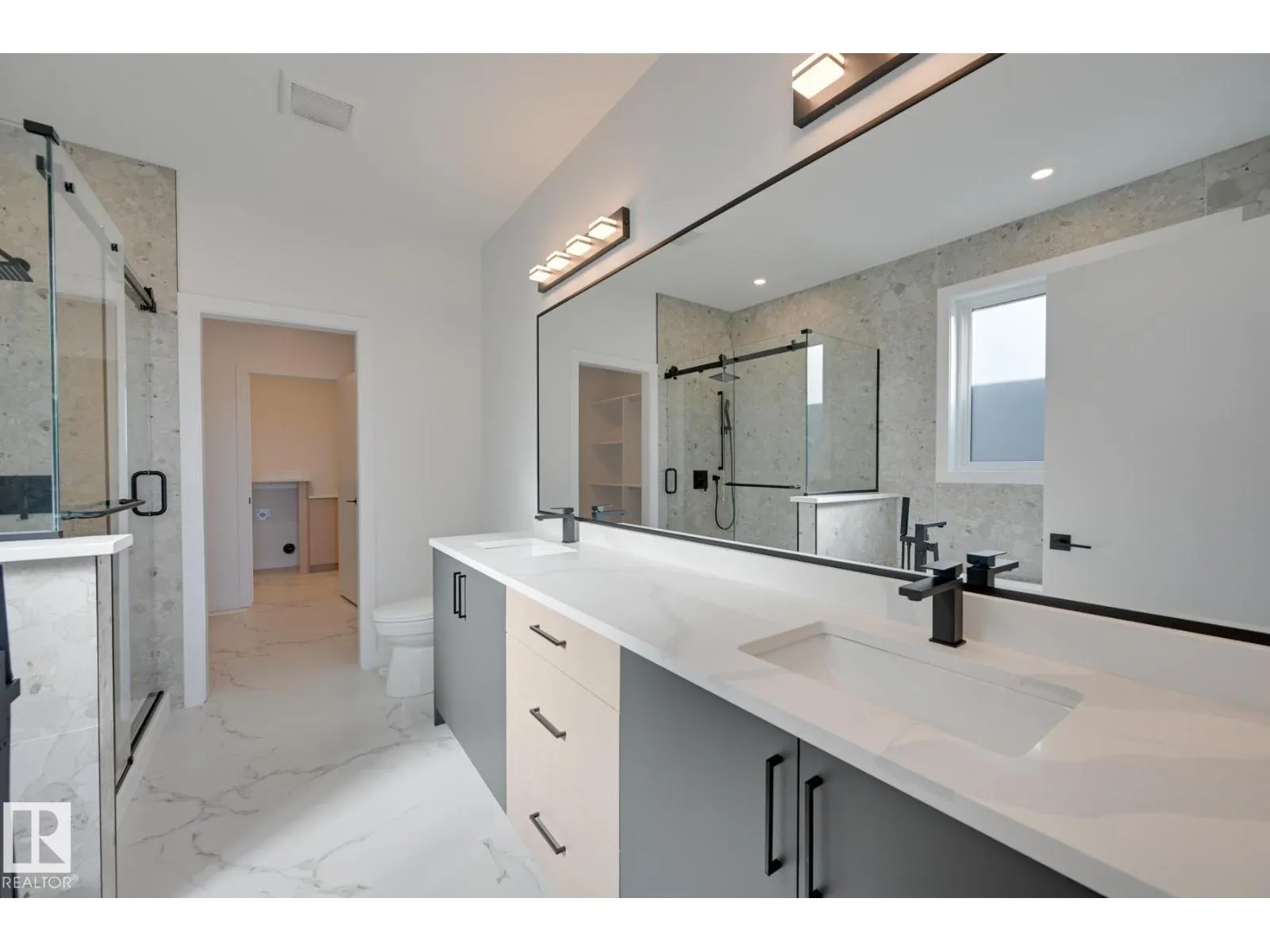 88 ELDRIDGE PT
