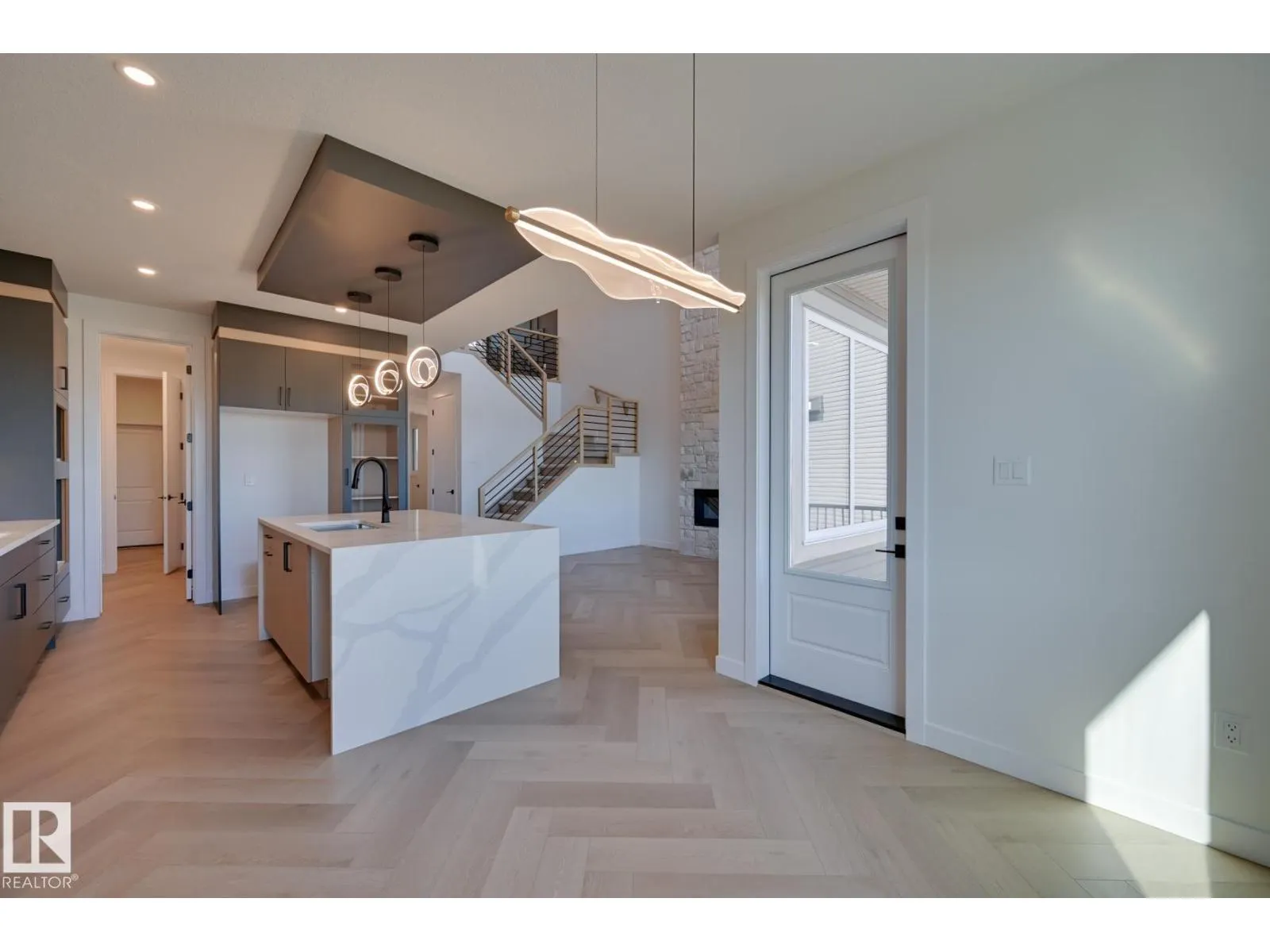 88 ELDRIDGE PT