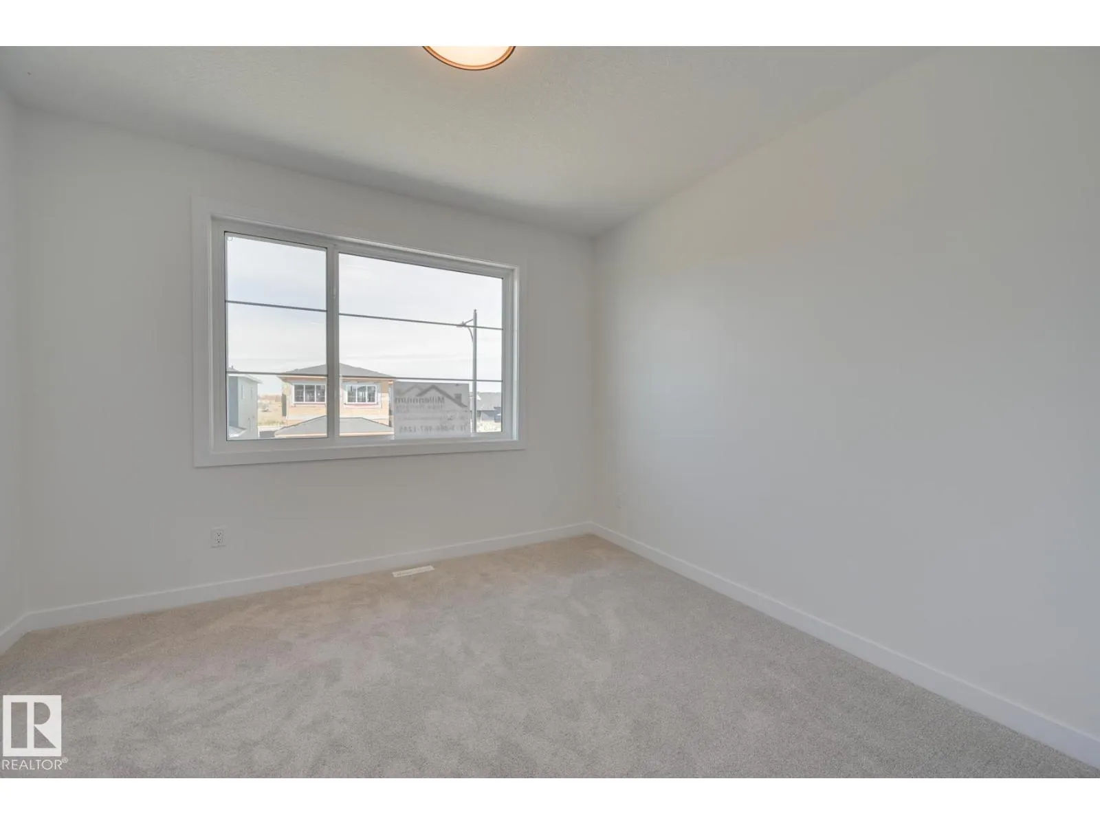 88 ELDRIDGE PT
