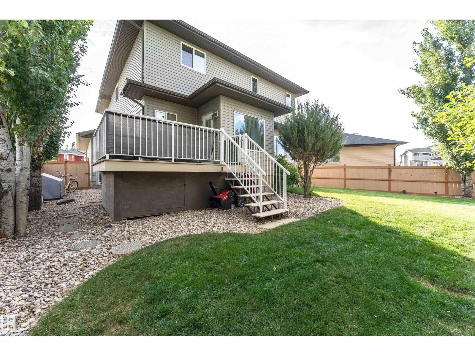 44 WALTERS PL