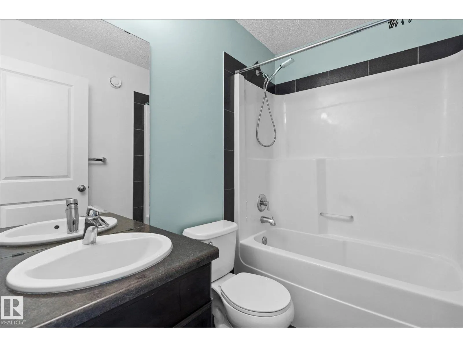 41 MEADOWLAND CR