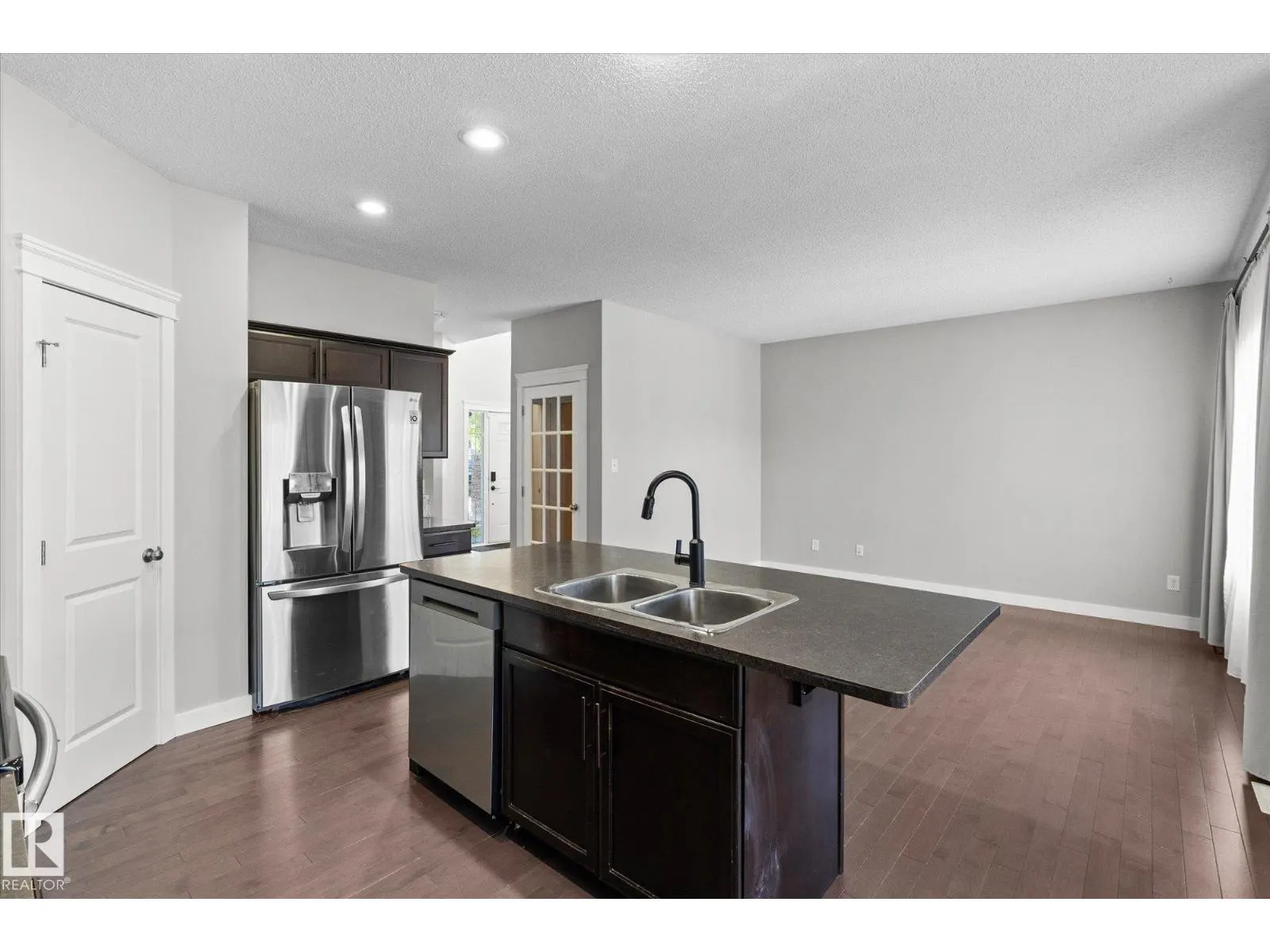 41 MEADOWLAND CR