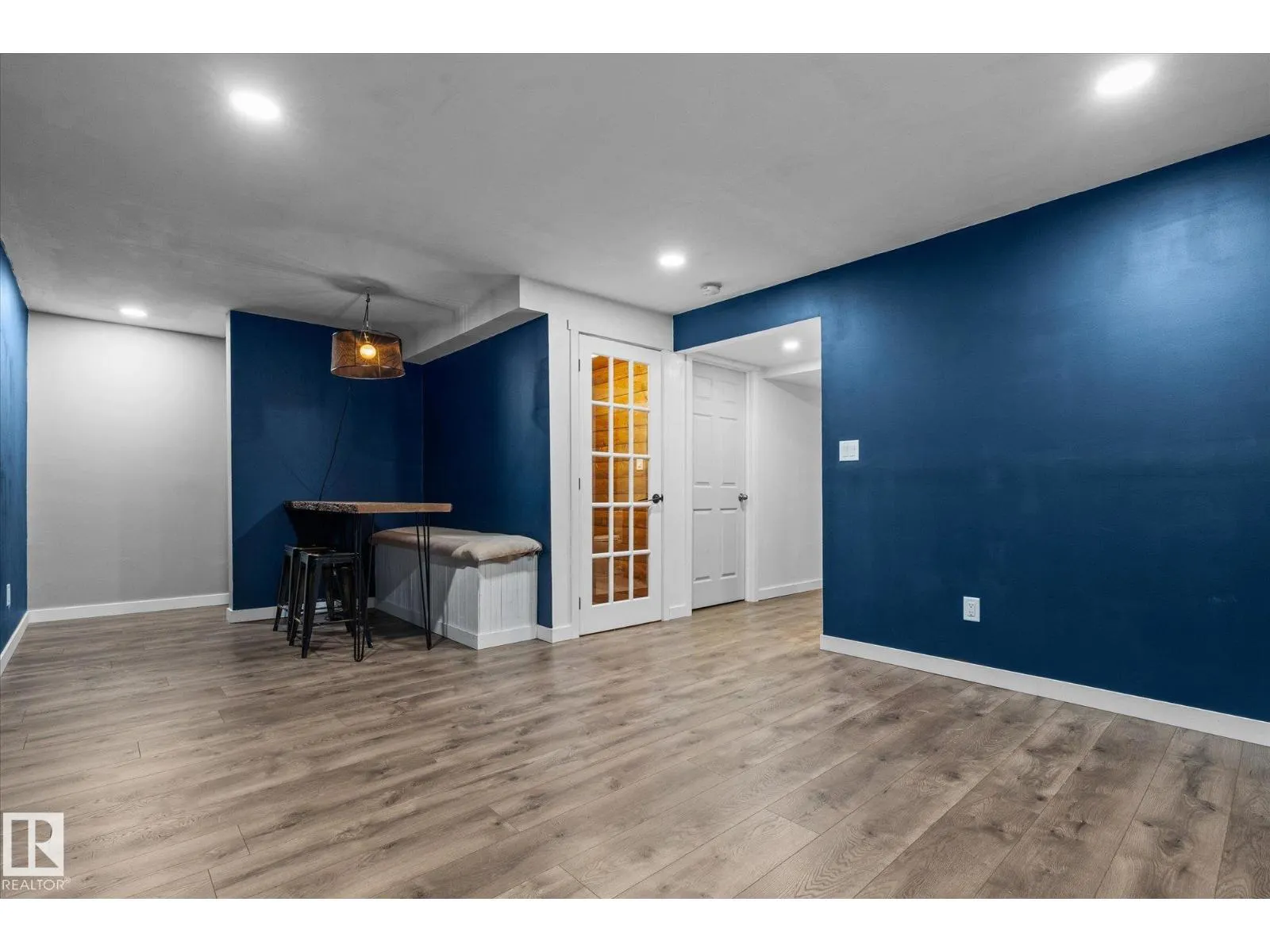 41 MEADOWLAND CR
