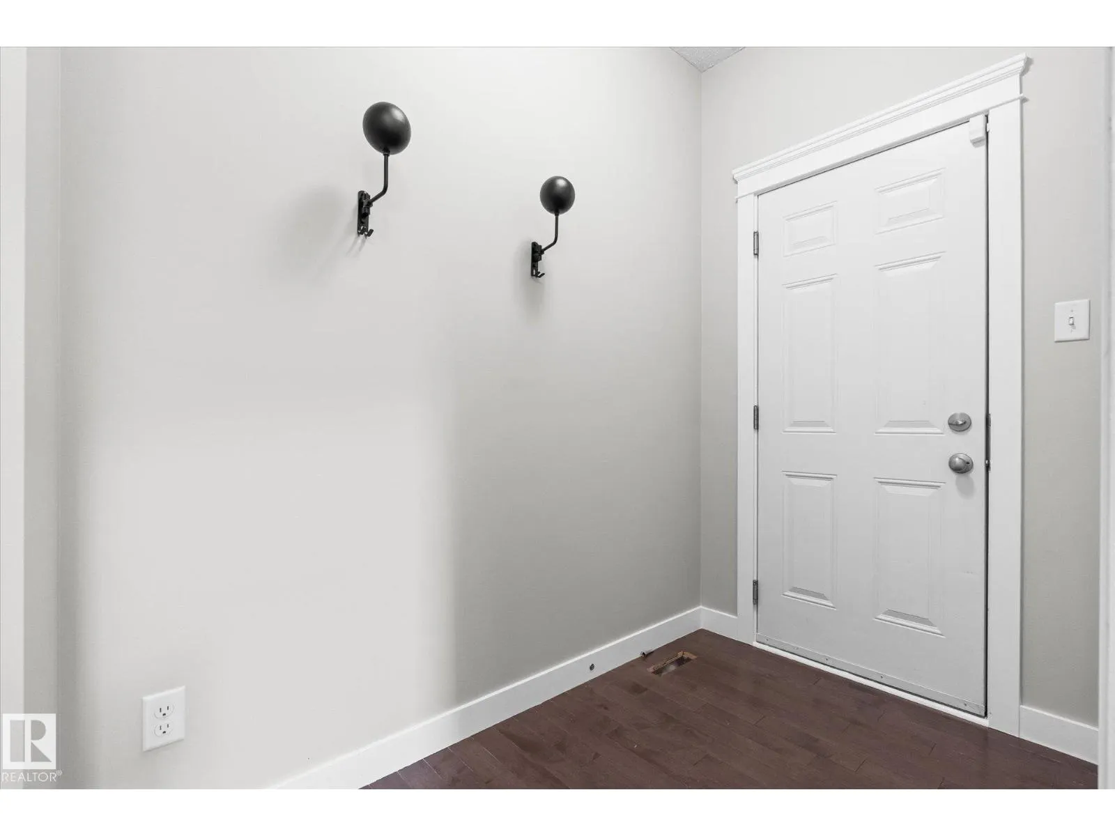 41 MEADOWLAND CR