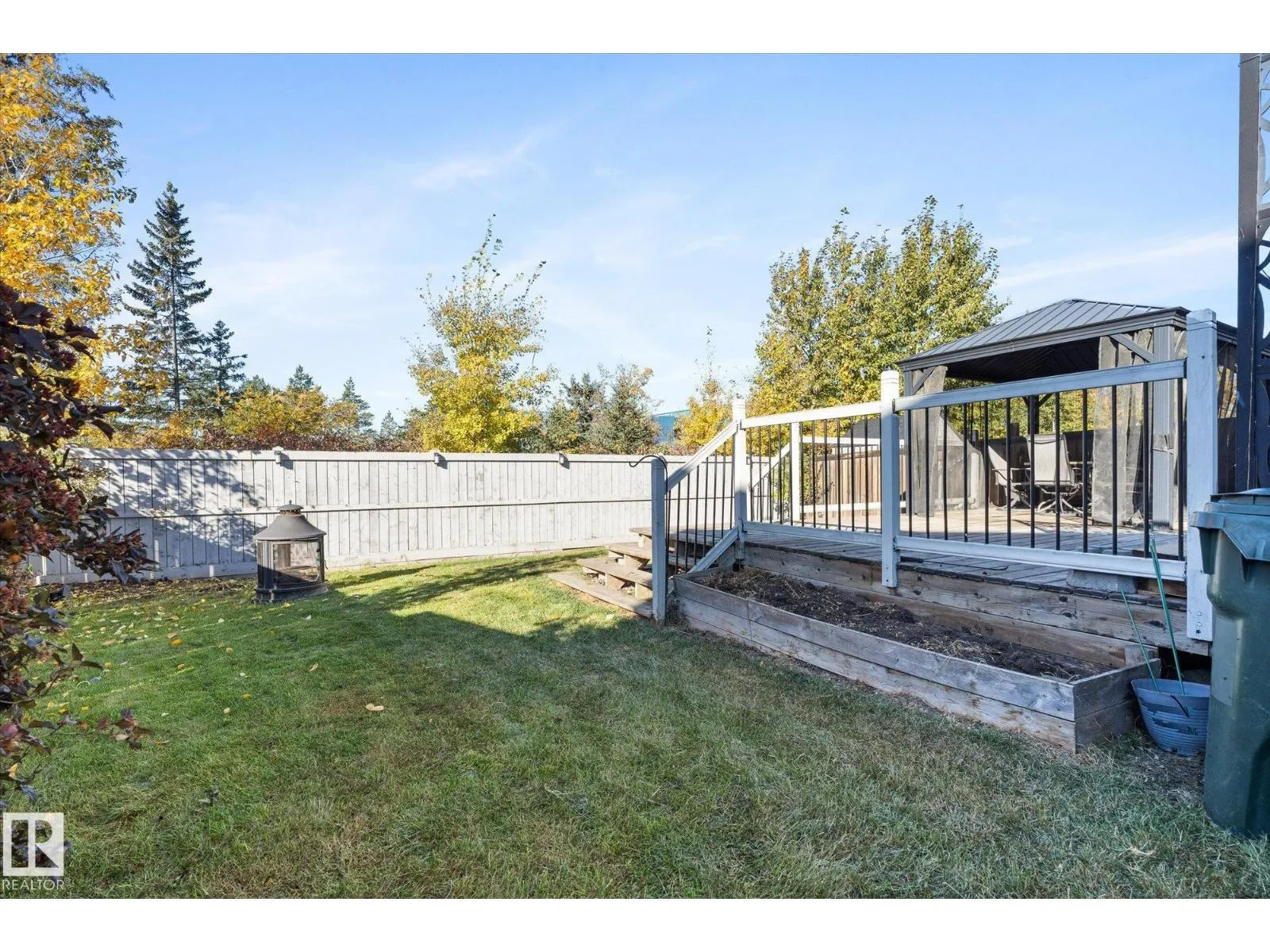 41 MEADOWLAND CR