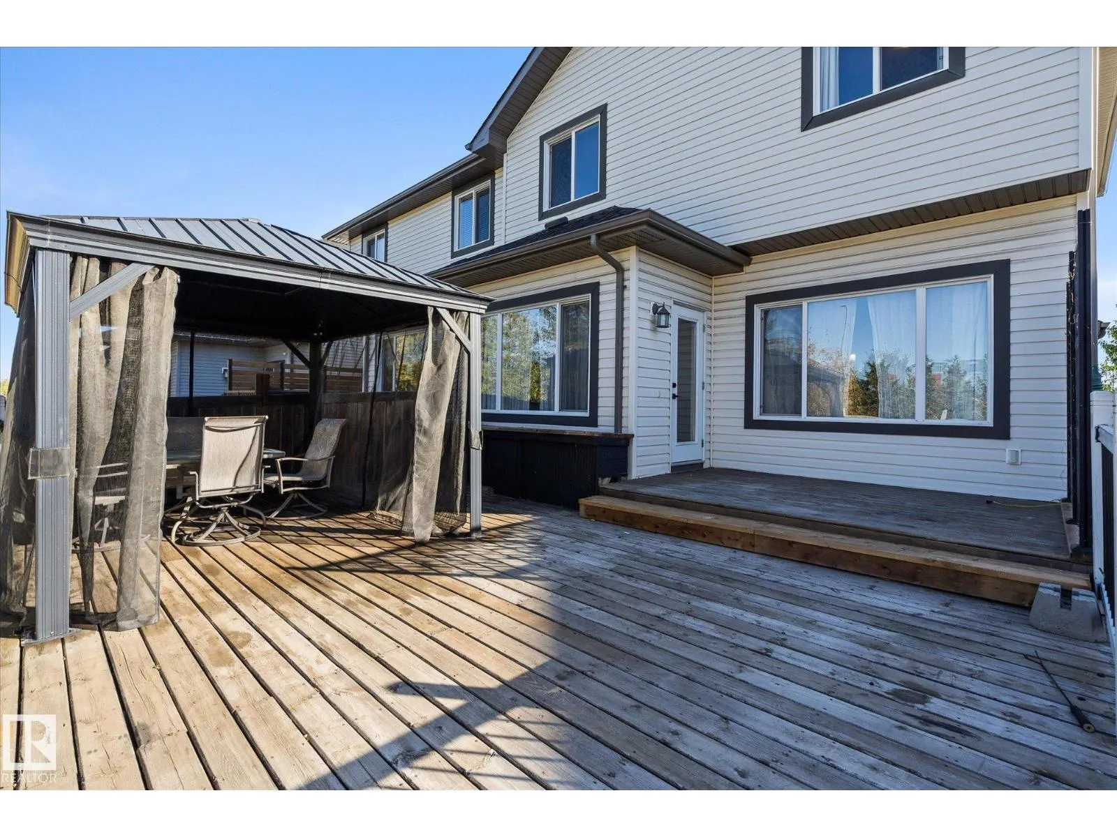 41 MEADOWLAND CR
