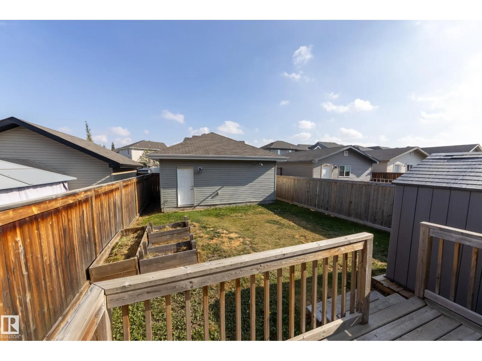 97 Santana Crescent