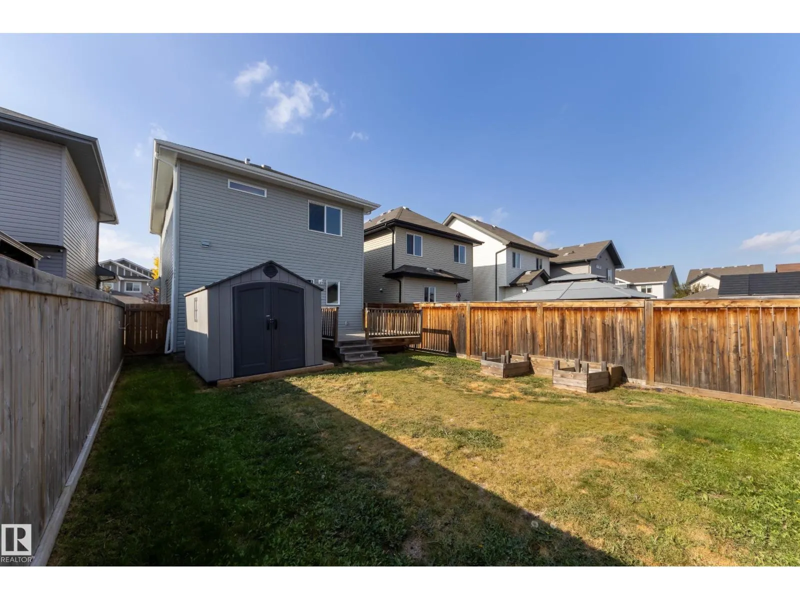 97 Santana Crescent