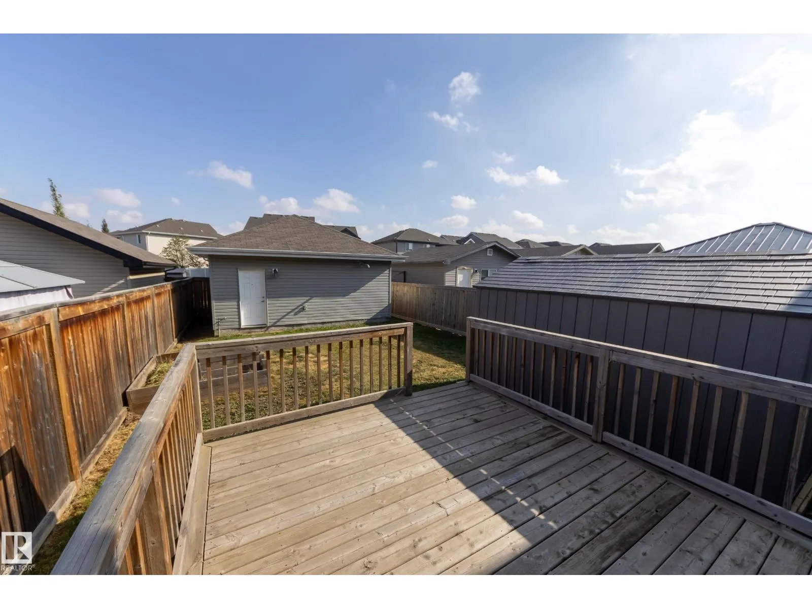 97 Santana Crescent