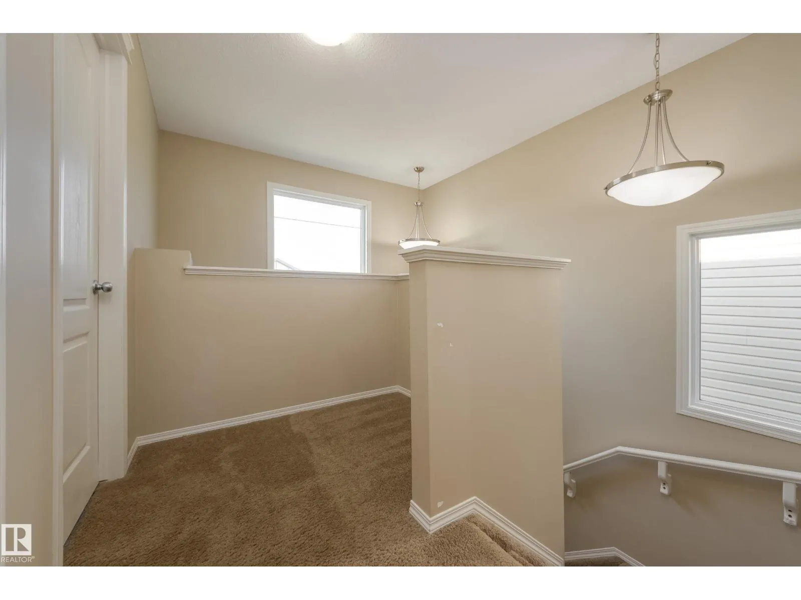 97 Santana Crescent