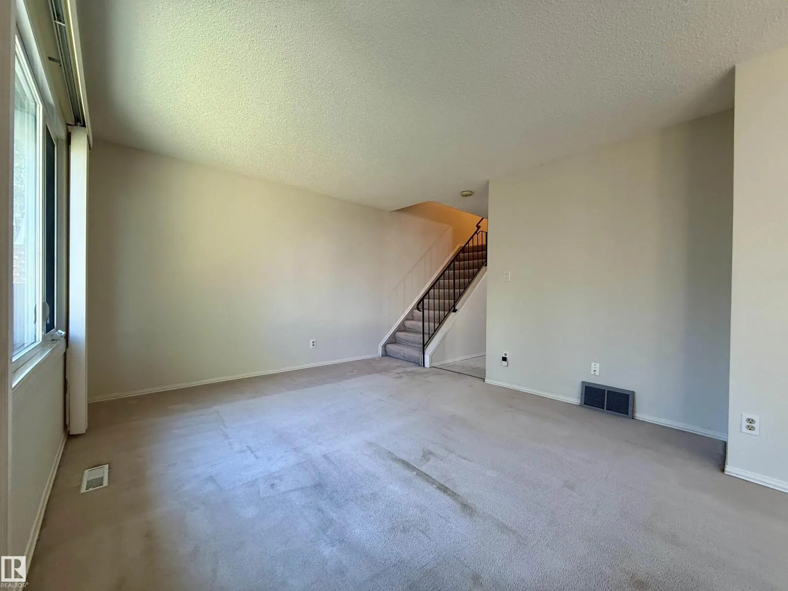221 CALLINGWOOD PL NW