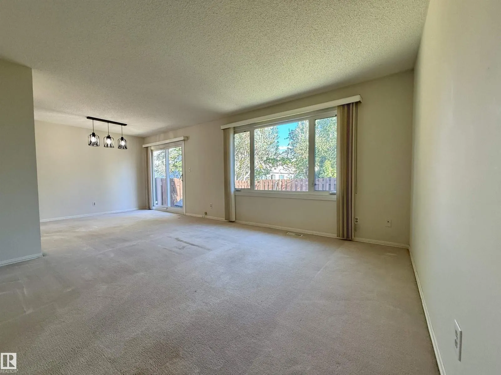 221 CALLINGWOOD PL NW