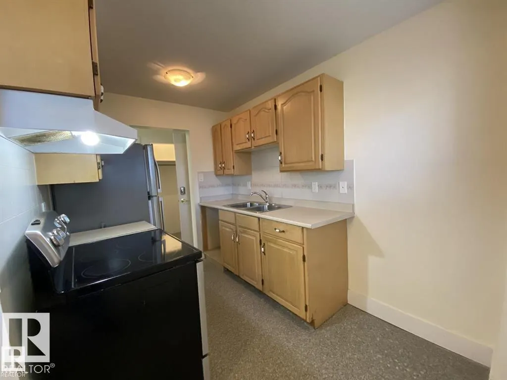 11839 45 ST NW