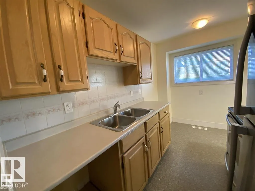 11839 45 ST NW