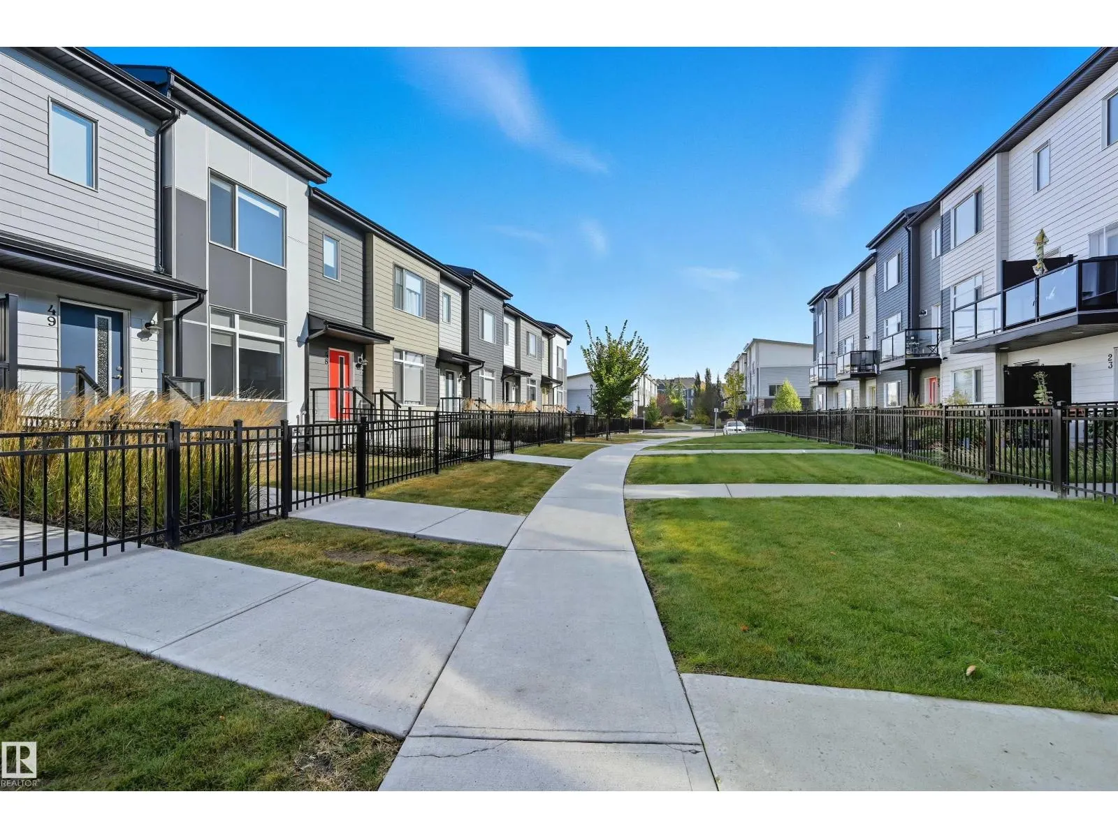 #49 804 WELSH DR SW
