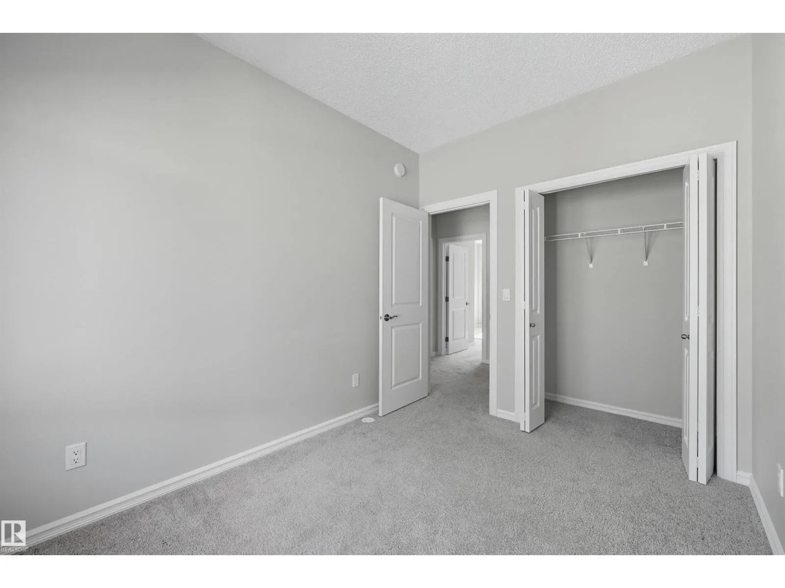 #49 804 WELSH DR SW