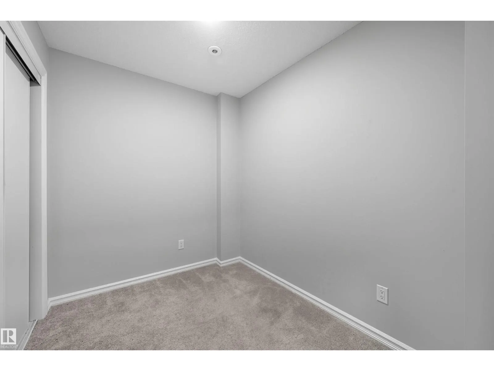 #49 804 WELSH DR SW