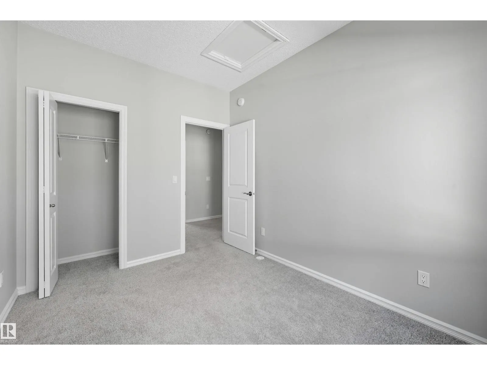 #49 804 WELSH DR SW