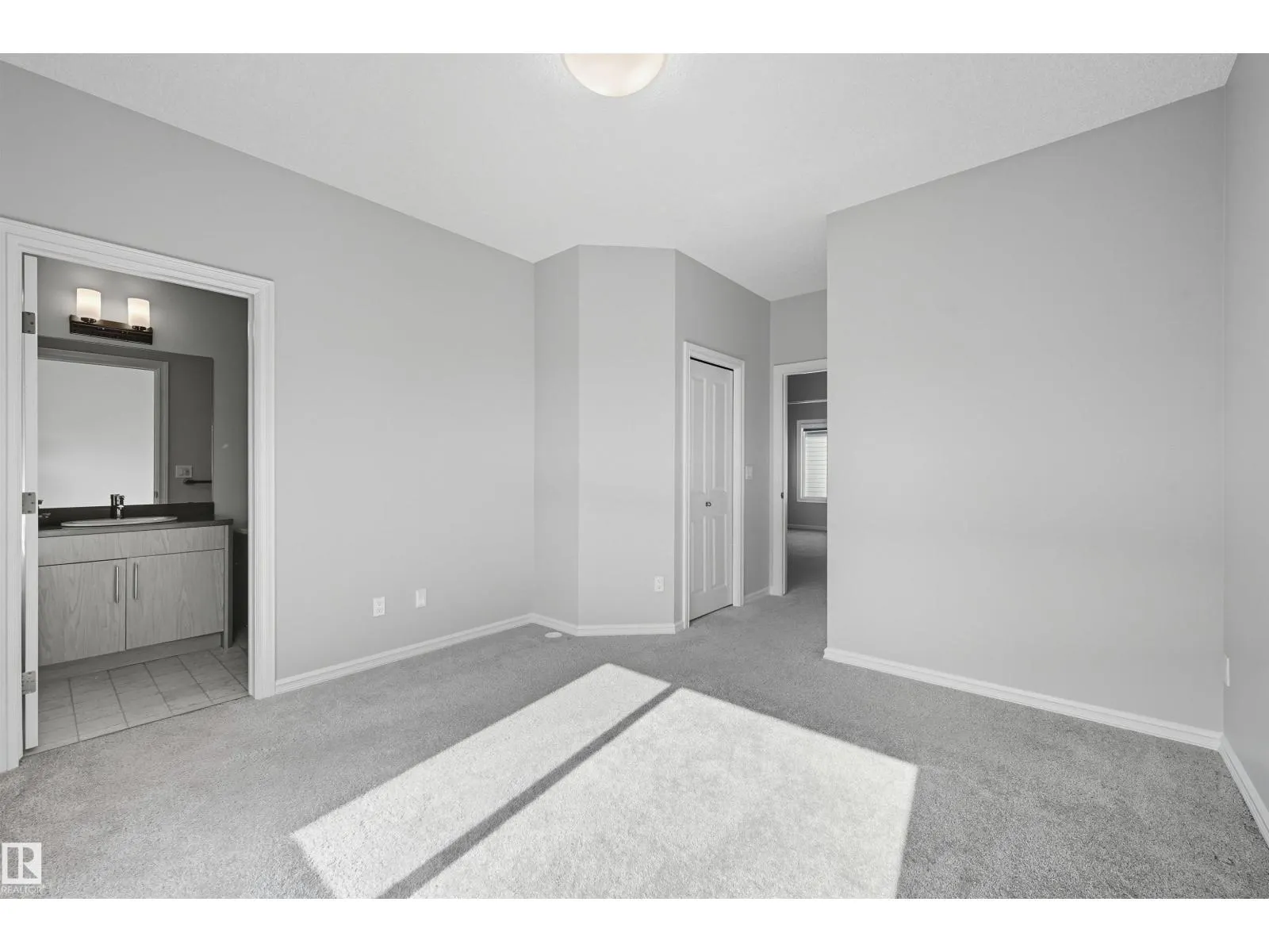 #49 804 WELSH DR SW