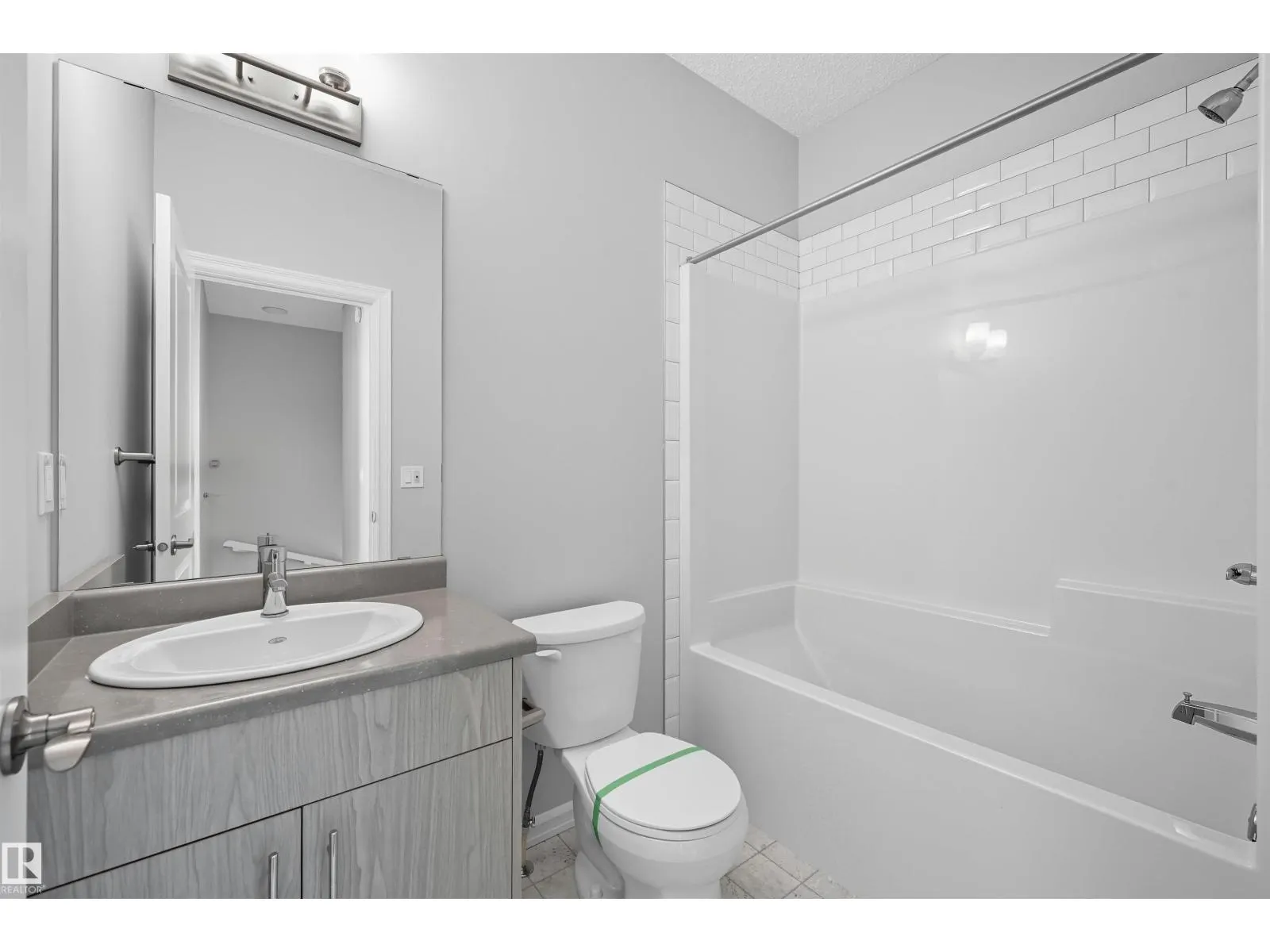 #49 804 WELSH DR SW