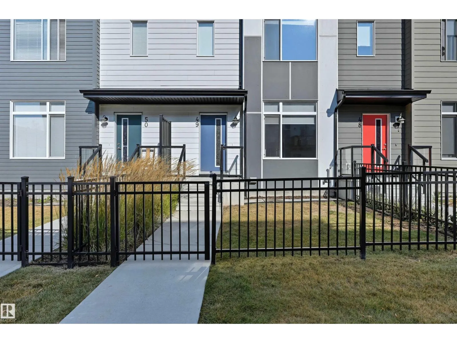 #49 804 WELSH DR SW