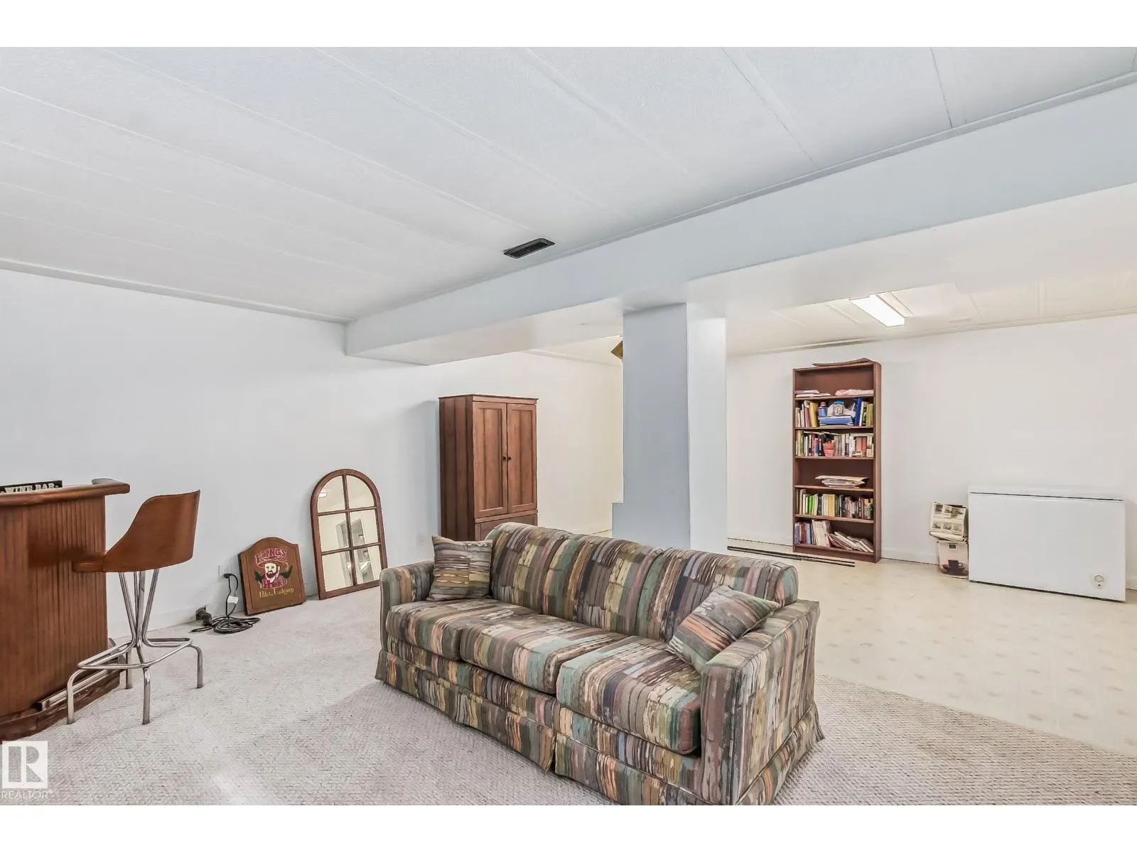 8507 56 ST NW