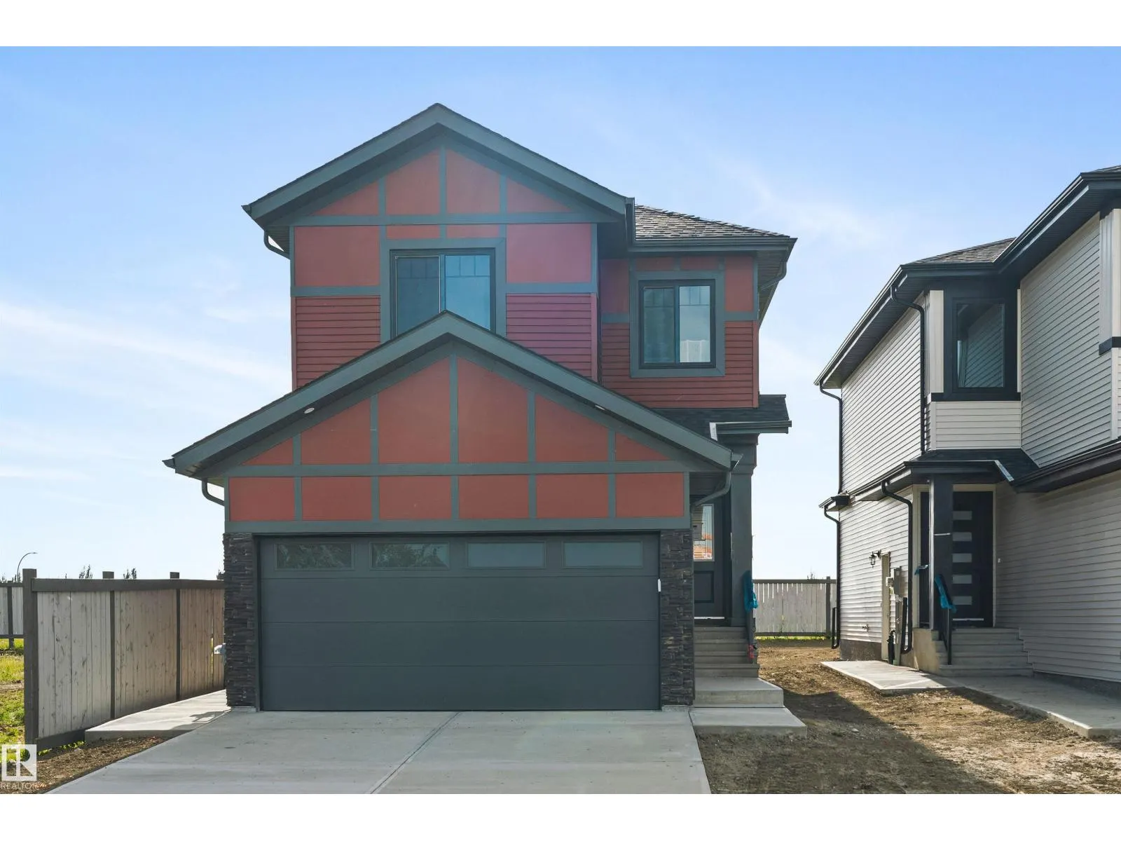 9592 86 ST