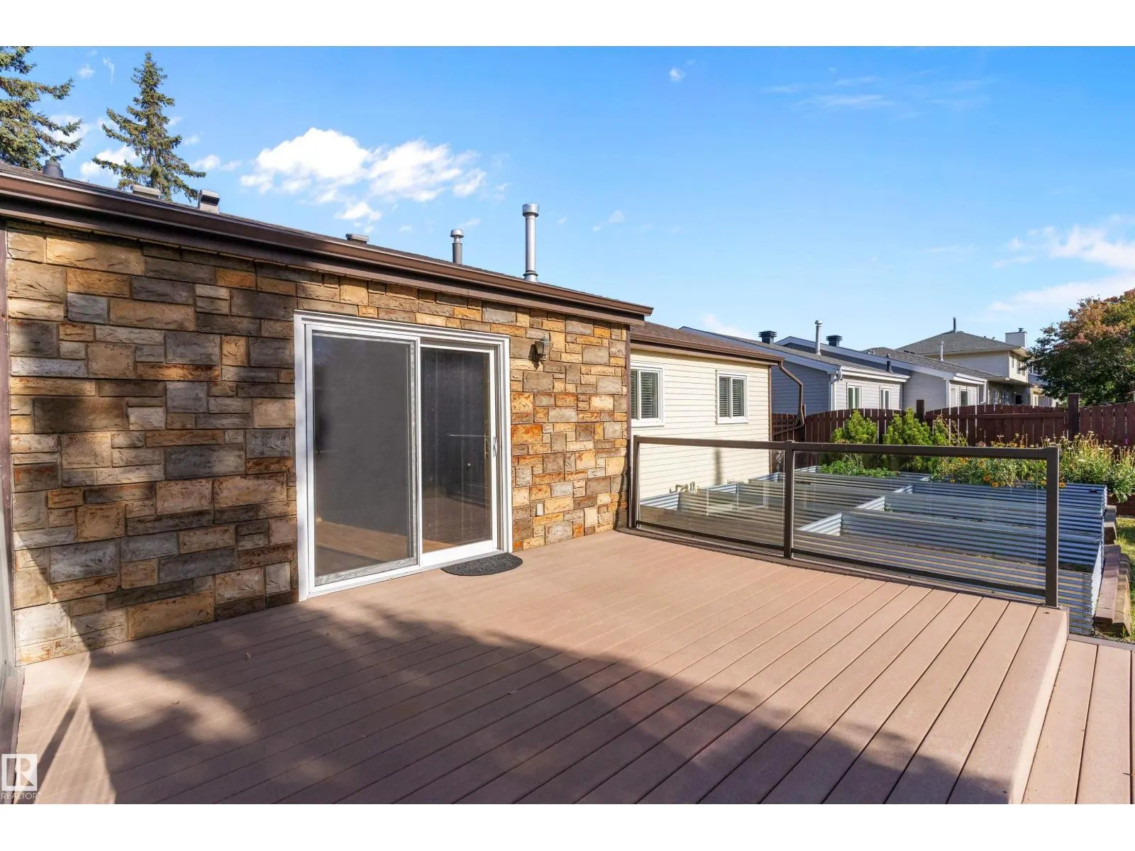 10435 14 AV NW