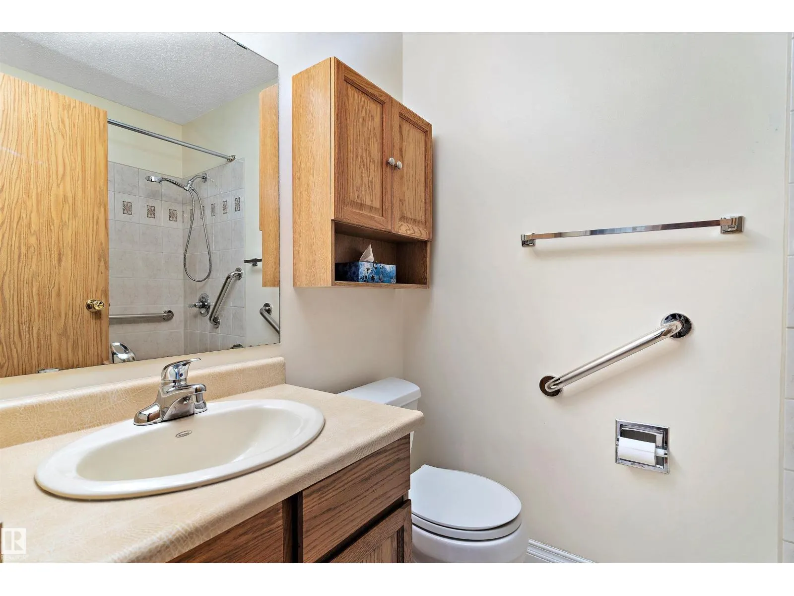 10435 14 AV NW