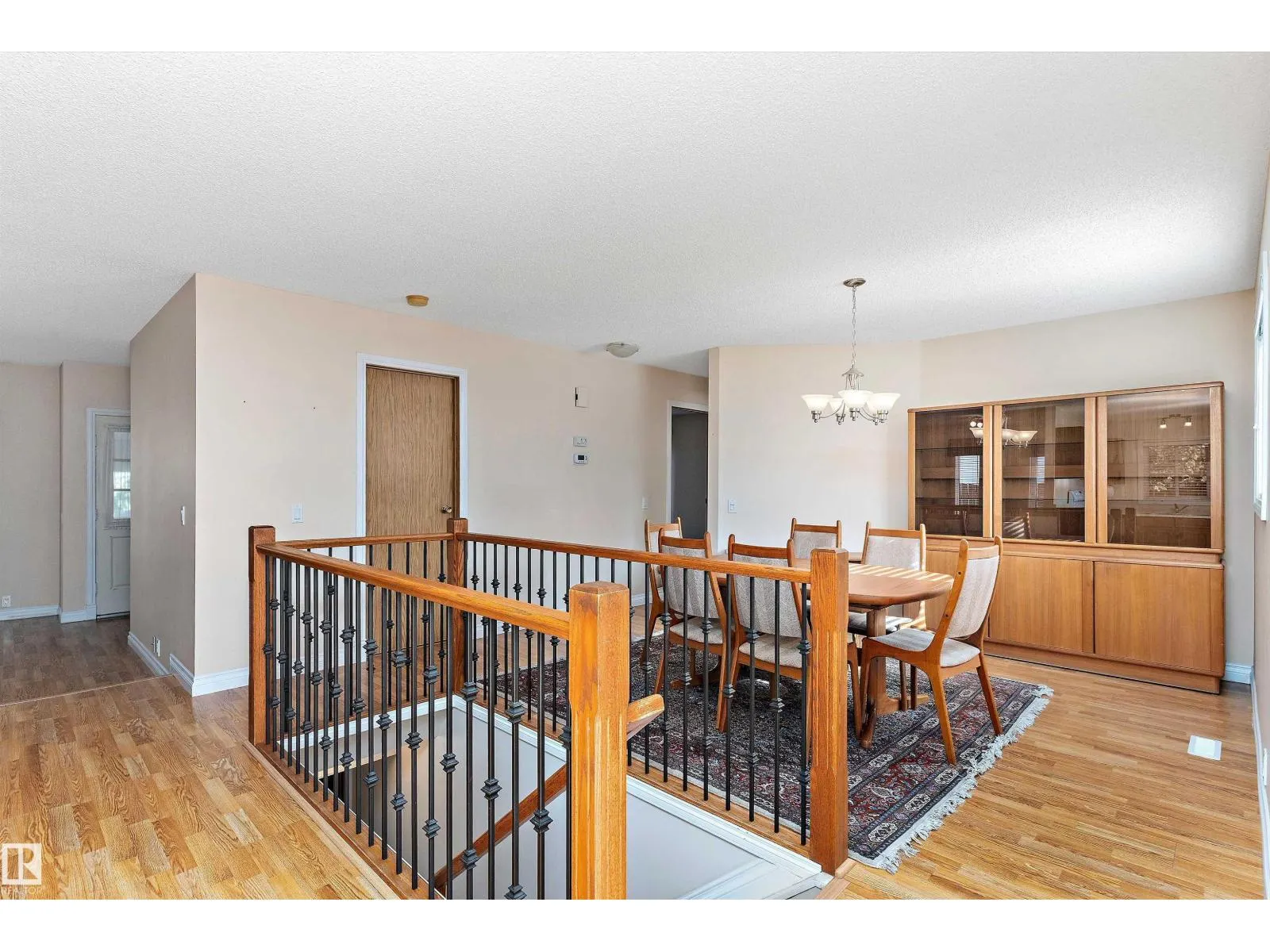 10435 14 AV NW