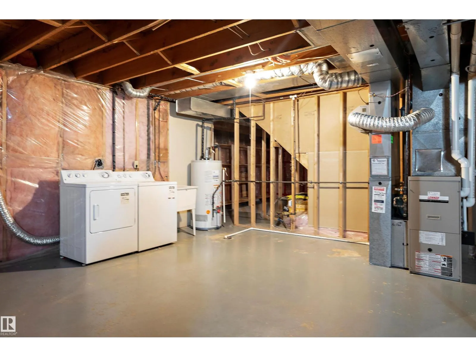 10435 14 AV NW