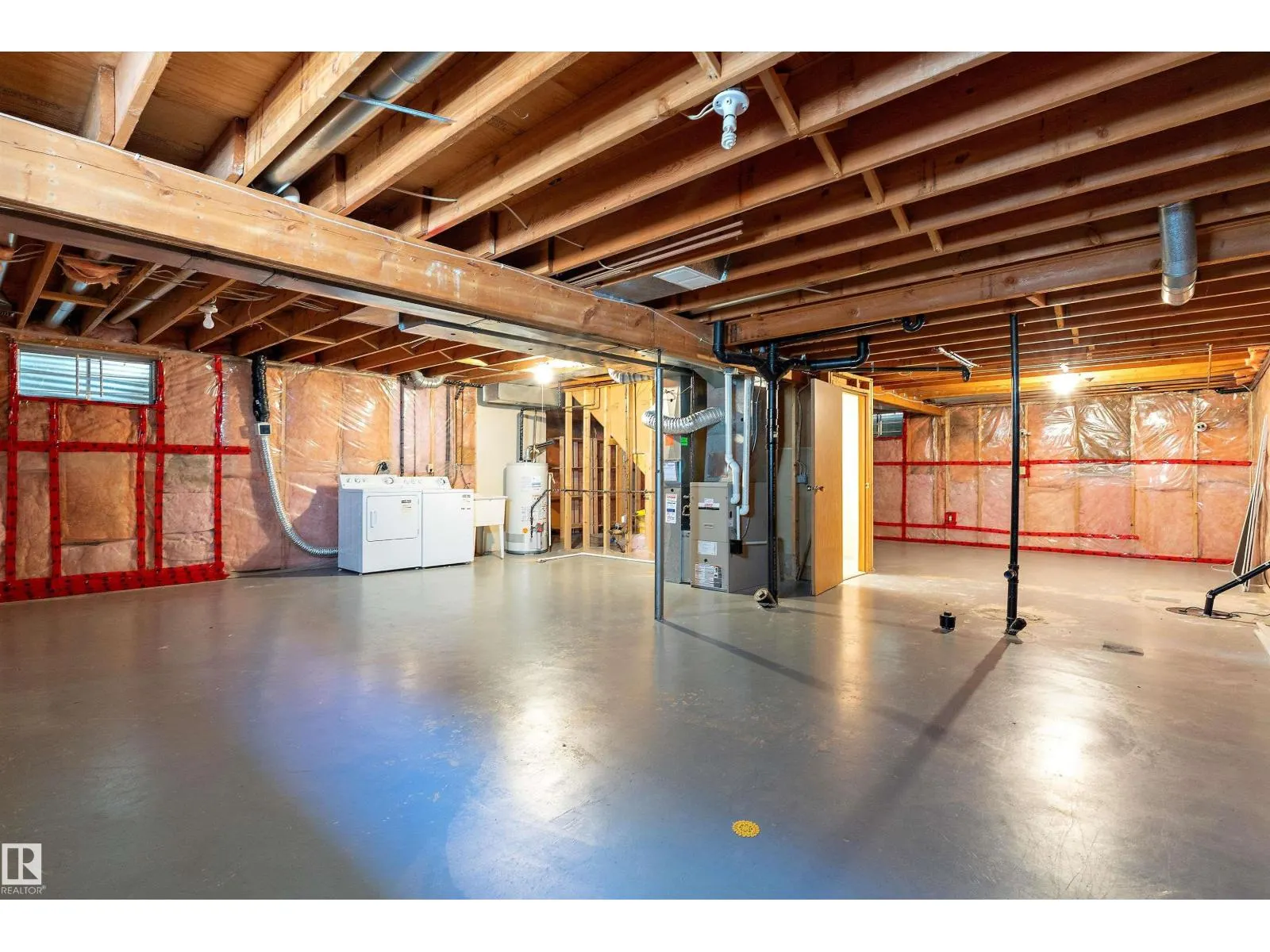 10435 14 AV NW