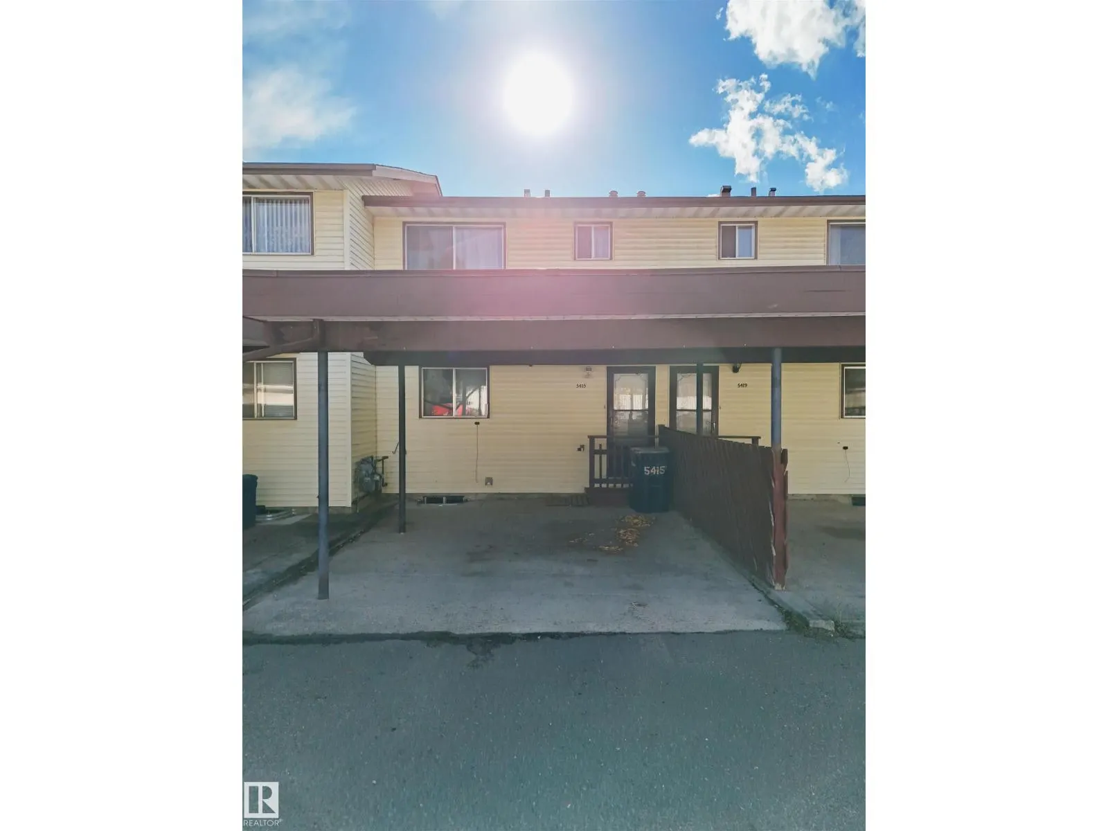 5415 45 AV