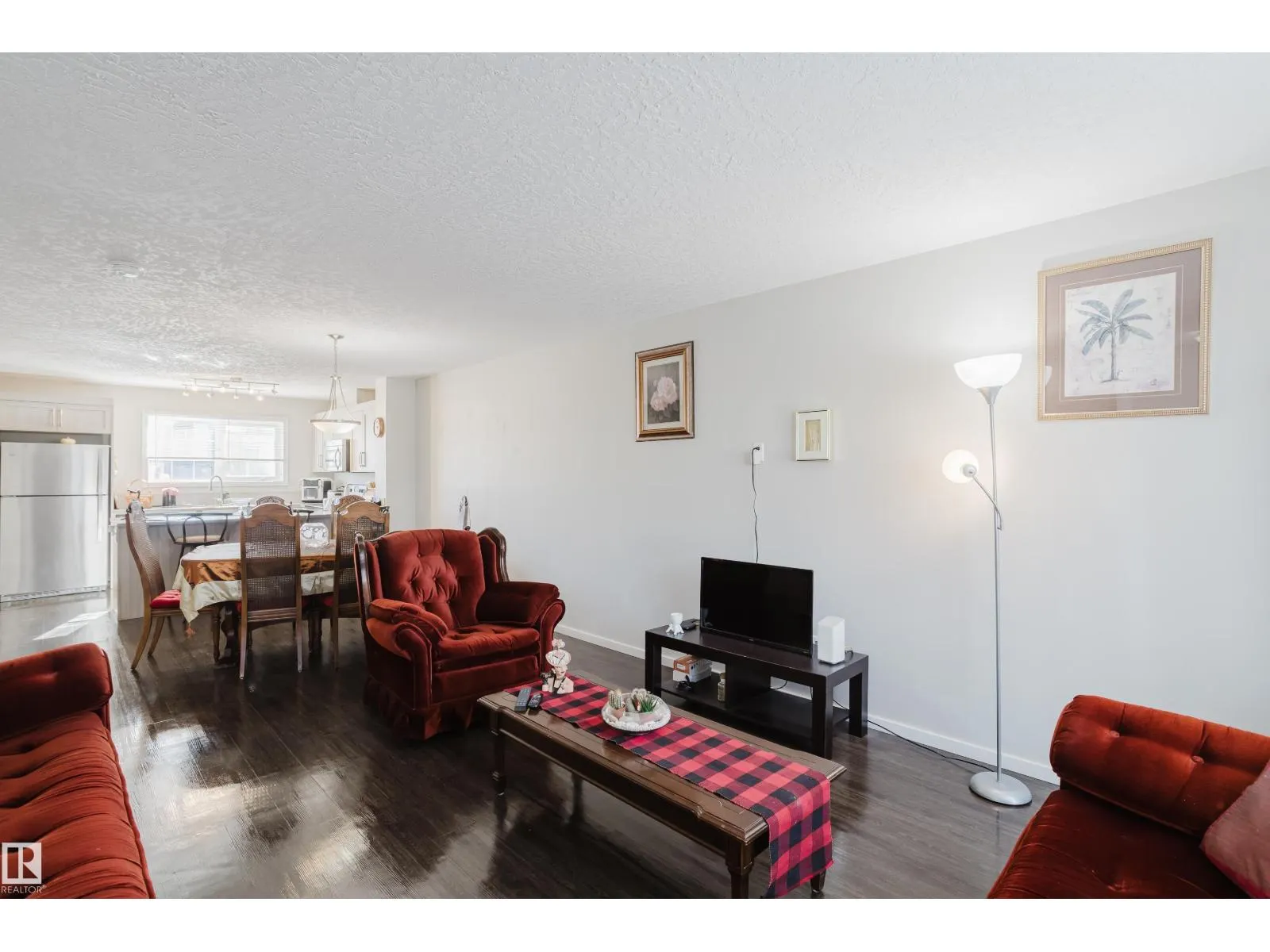 237 SOUTHFORK DR