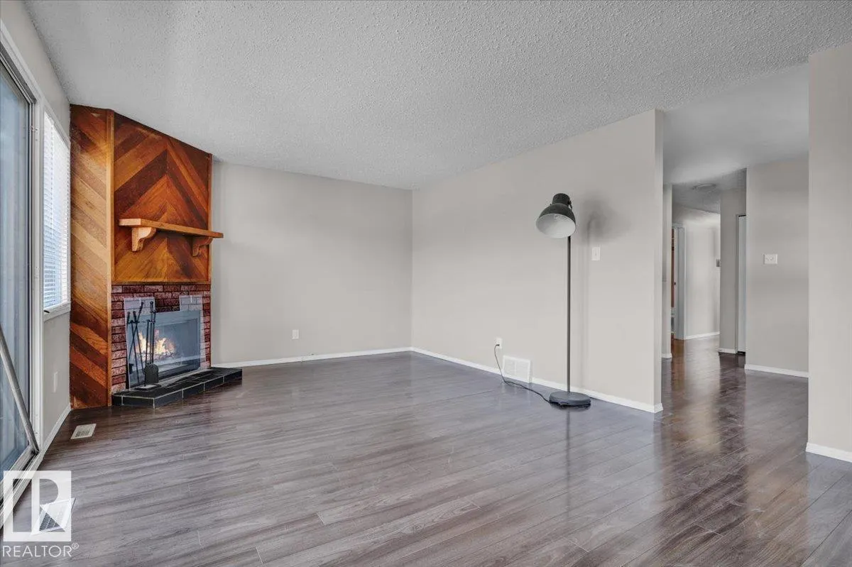 10336 154 ST NW
